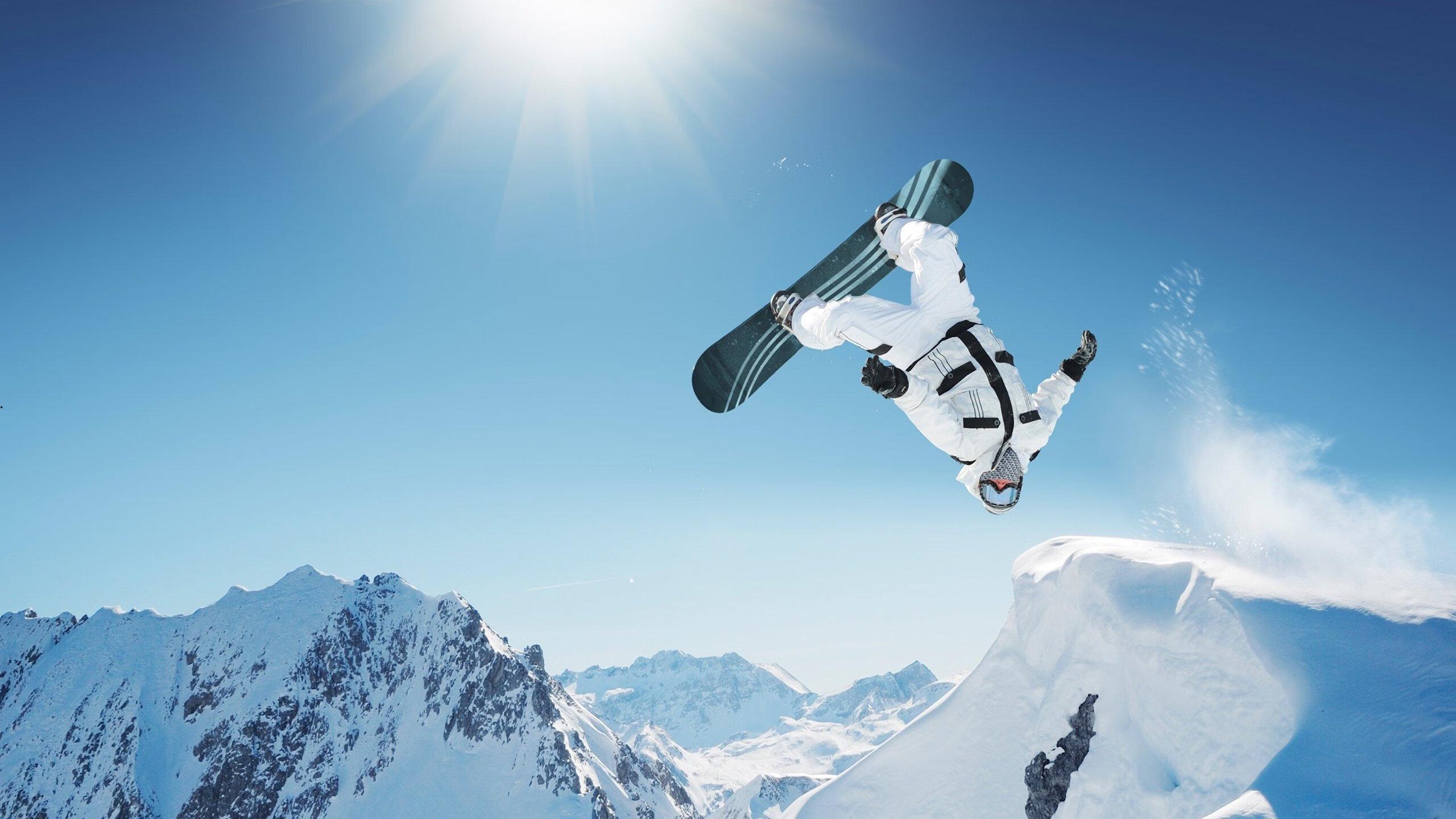 当哨声响起,安东尼-泰勒谈网络暴力与裁判的孤独坚守